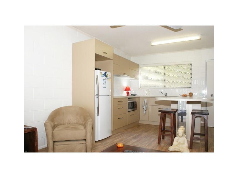 10/83 Moore Street, Trinity Beach QLD 4879