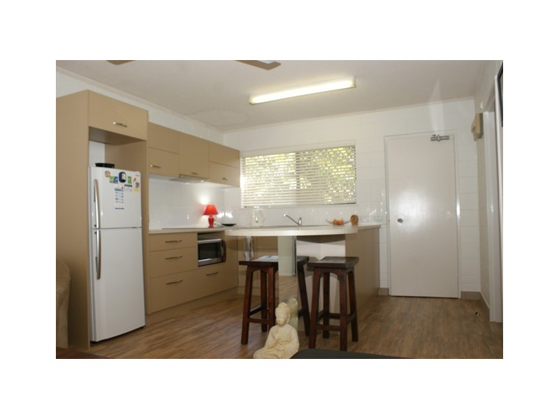 10/83 Moore Street, Trinity Beach QLD 4879