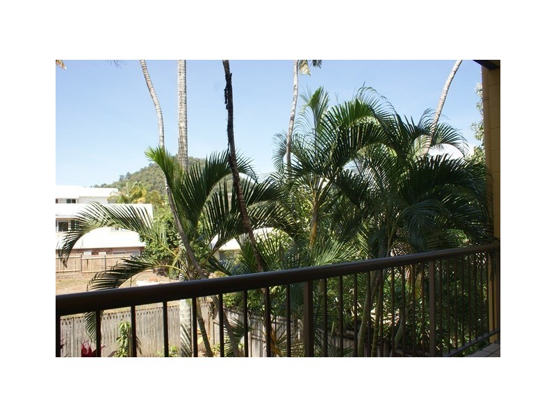 10/83 Moore Street, Trinity Beach QLD 4879