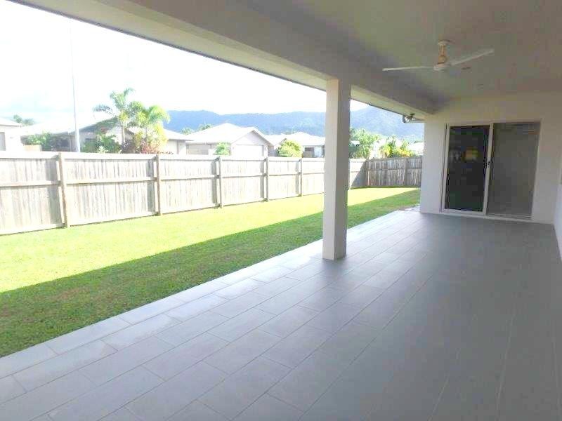 11 Brookville Gardens, Smithfield QLD 4878