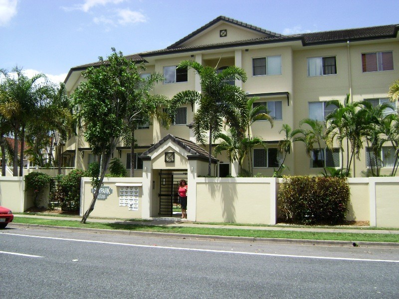 13/25 Digger Street, Cairns QLD 4870