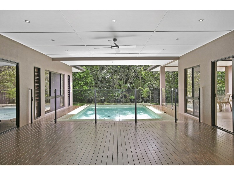 8 Greenvale Close, Smithfield QLD 4878