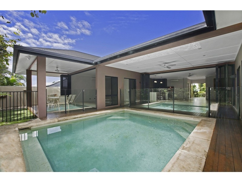 8 Greenvale Close, Smithfield QLD 4878