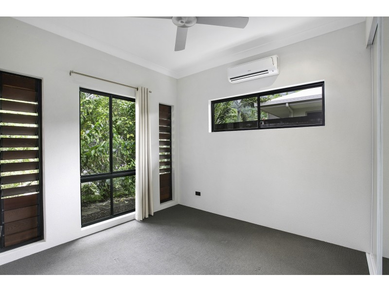 8 Greenvale Close, Smithfield QLD 4878