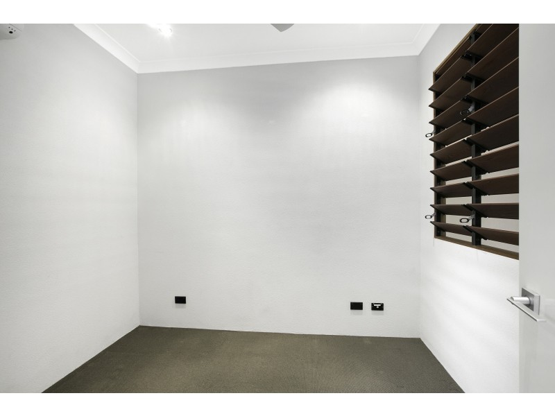 8 Greenvale Close, Smithfield QLD 4878