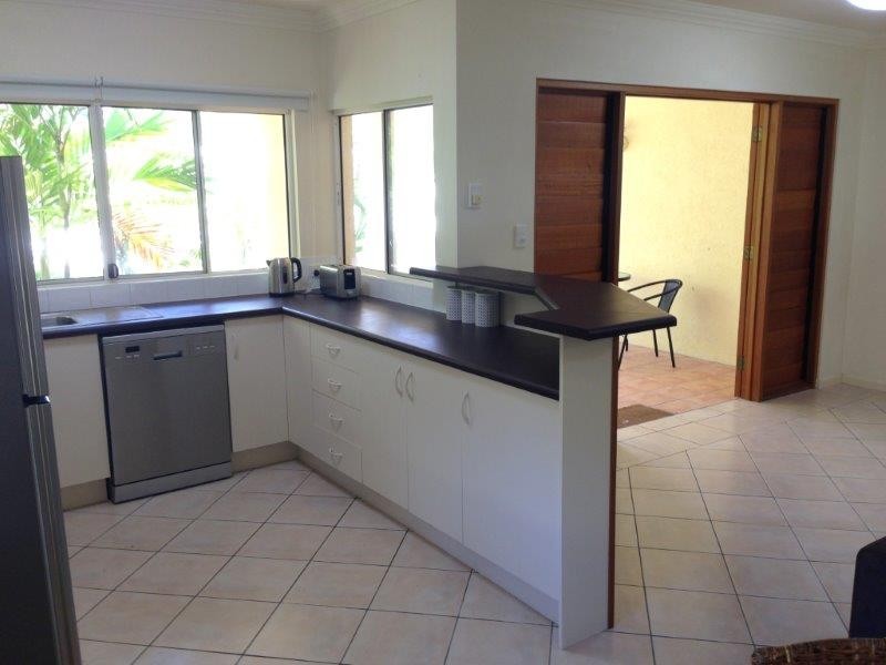 8/30 Oliva Street, Palm Cove QLD 4879