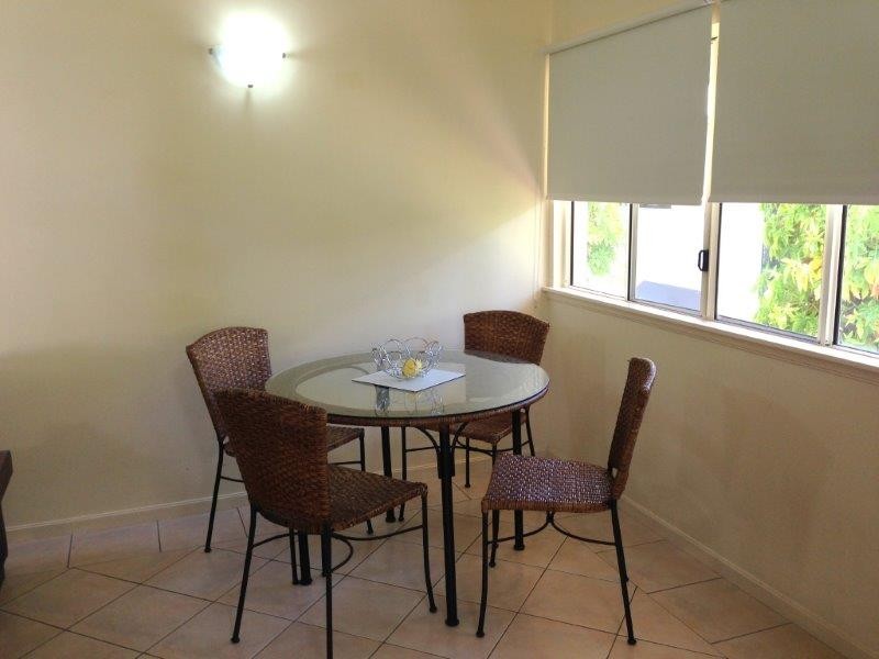 8/30 Oliva Street, Palm Cove QLD 4879