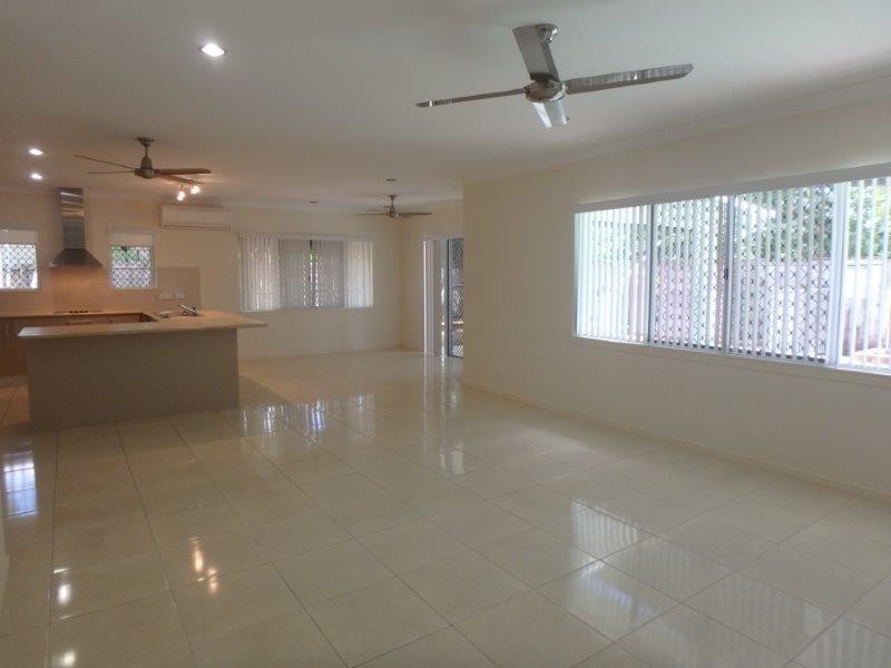 5 Vetiver Street, Trinity Park QLD 4879