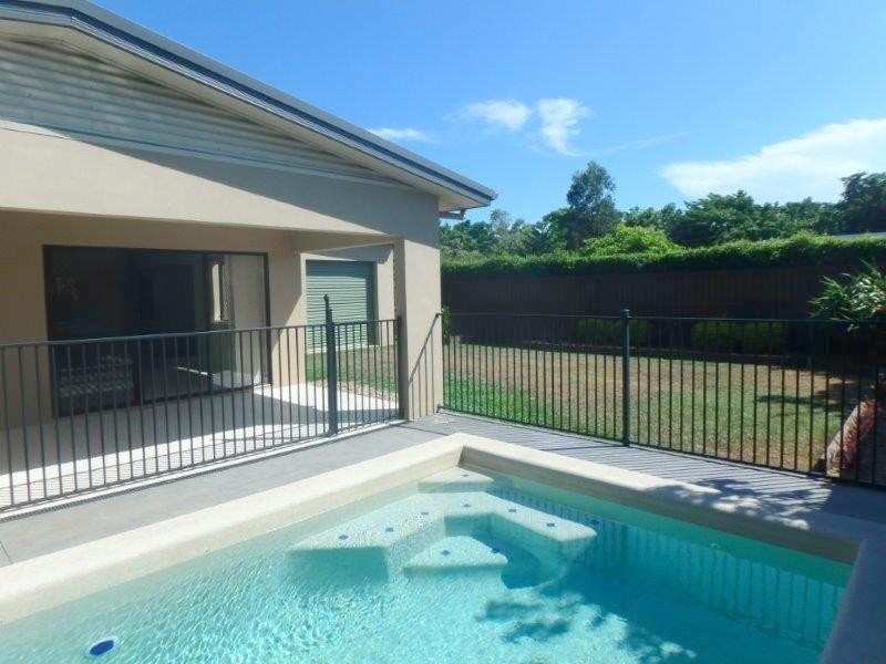16 Starboard Street, Trinity Beach QLD 4879