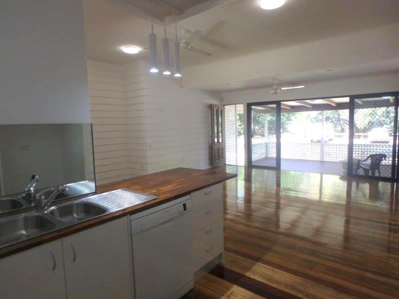 67 Sims Esplanade, Yorkeys Knob QLD 4878