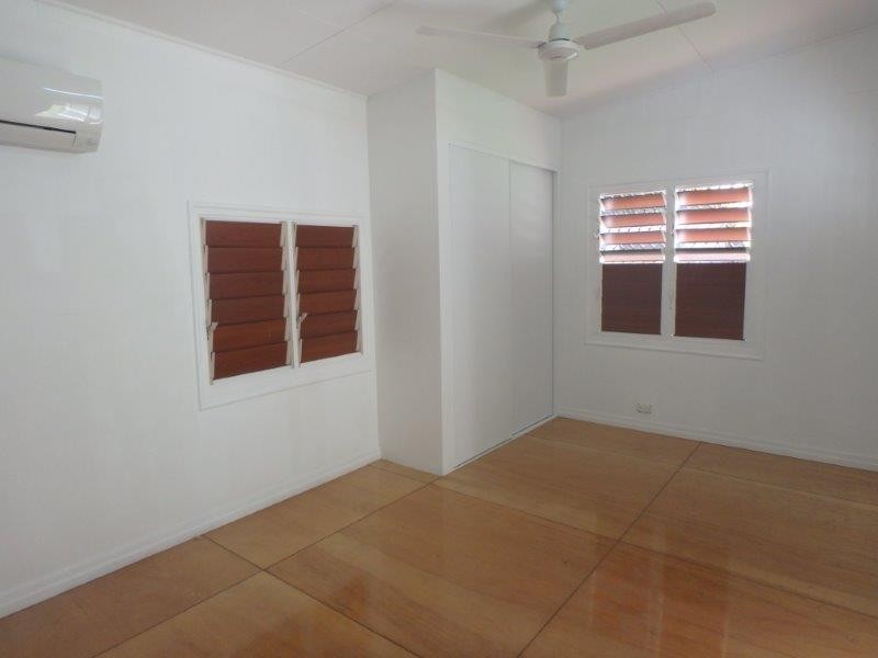 67 Sims Esplanade, Yorkeys Knob QLD 4878