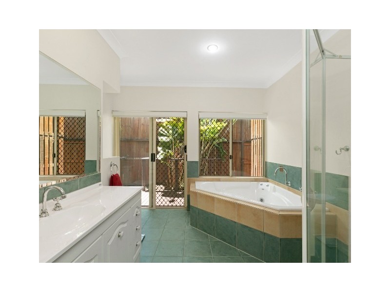 2 Morinda Close, Kewarra Beach QLD 4879