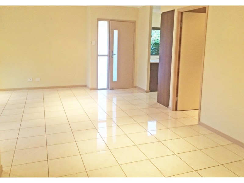 2/30 Lamb Street, Smithfield QLD 4878