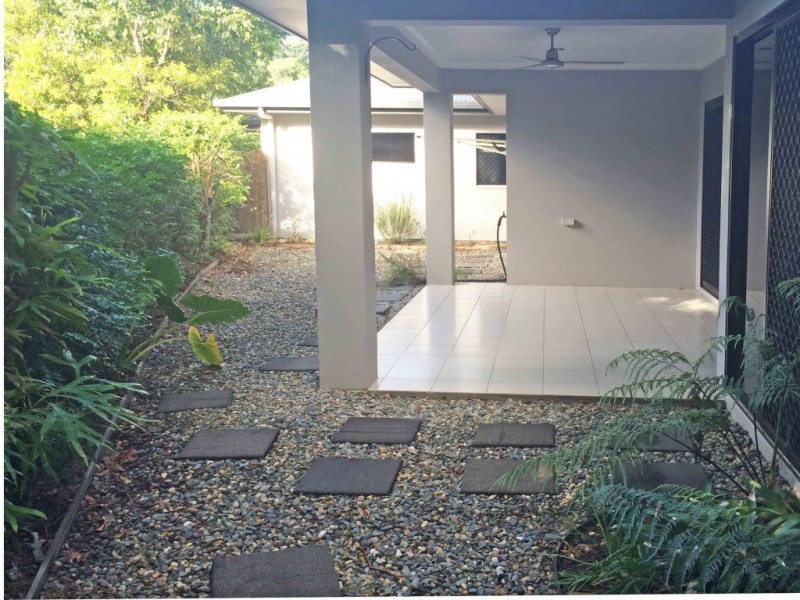 2/30 Lamb Street, Smithfield QLD 4878