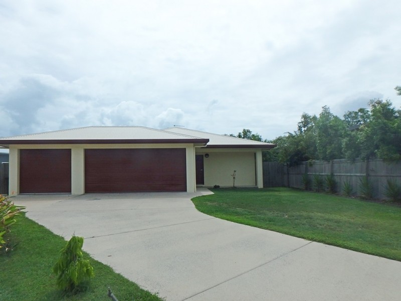 4 Icefire Quay, Trinity Park QLD 4879