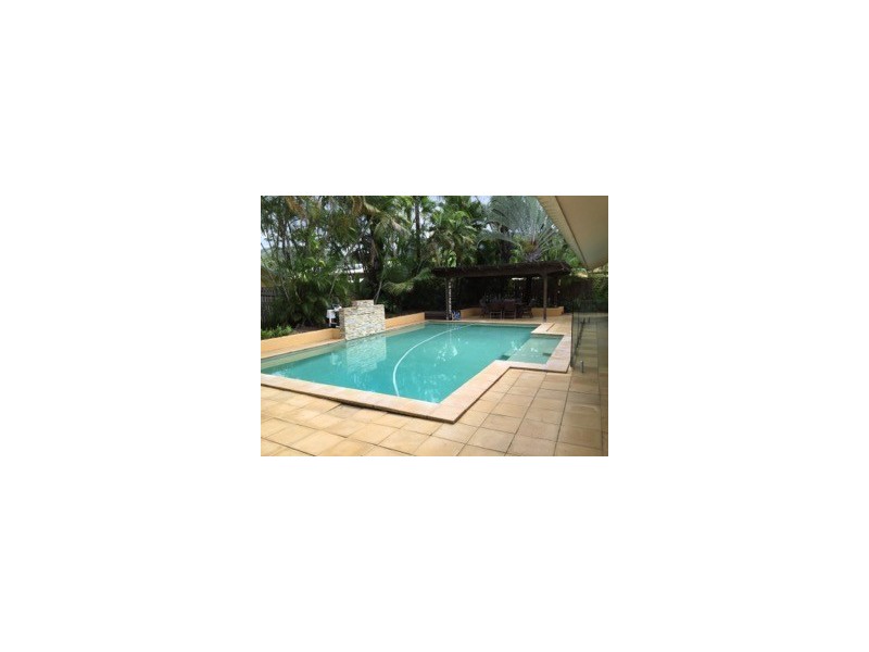 4 Squeaky Close, Kewarra Beach QLD 4879