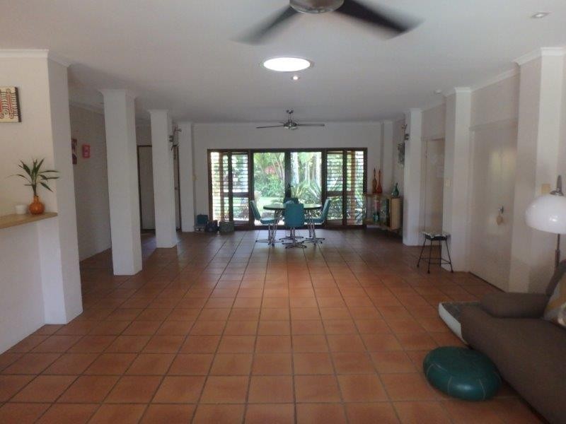 4 Squeaky Close, Kewarra Beach QLD 4879