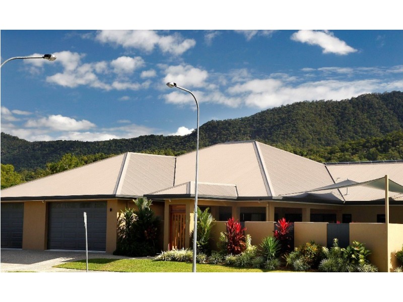 85 Roberts Drive, Trinity Beach QLD 4879