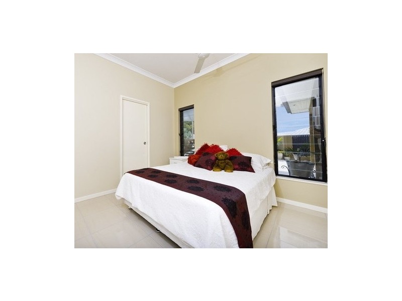 85 Roberts Drive, Trinity Beach QLD 4879