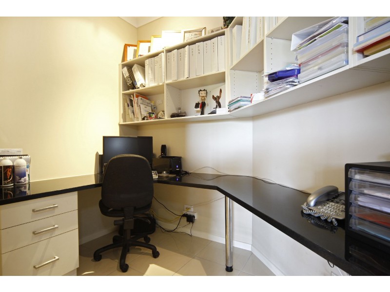 85 Roberts Drive, Trinity Beach QLD 4879