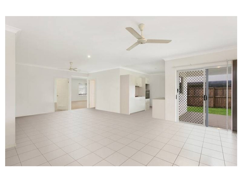 111 Roberts Drive, Trinity Beach QLD 4879