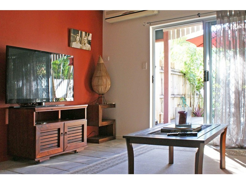 2/54 Best Street, Yorkeys Knob QLD 4878
