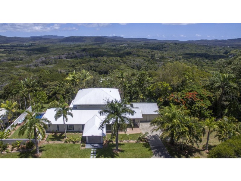 8 Hilltop Close, Kuranda QLD 4881