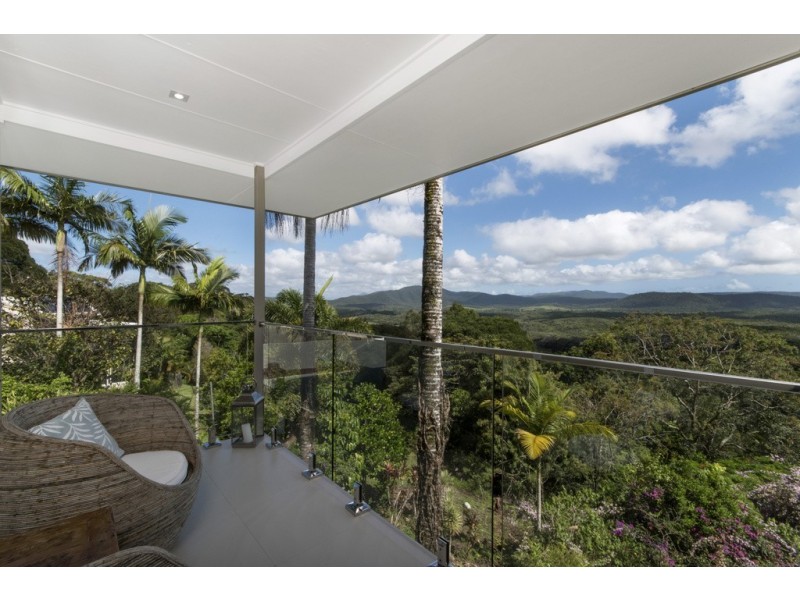 8 Hilltop Close, Kuranda QLD 4881