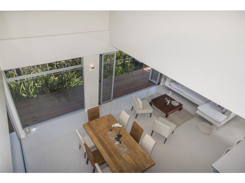 8 Hilltop Close, Kuranda QLD 4881