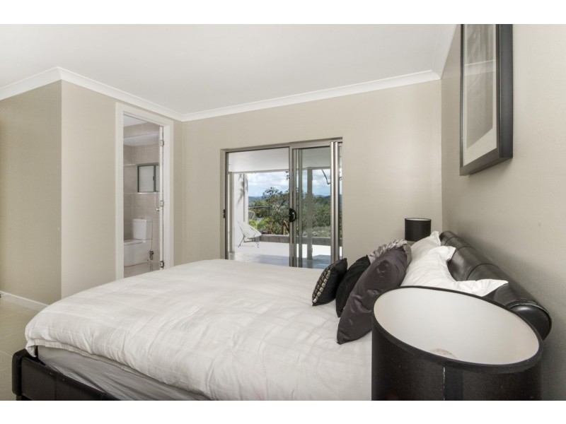 8 Hilltop Close, Kuranda QLD 4881