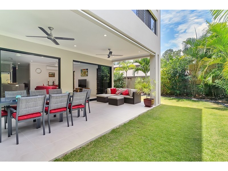 4 Seashells Cresent, Trinity Beach QLD 4879