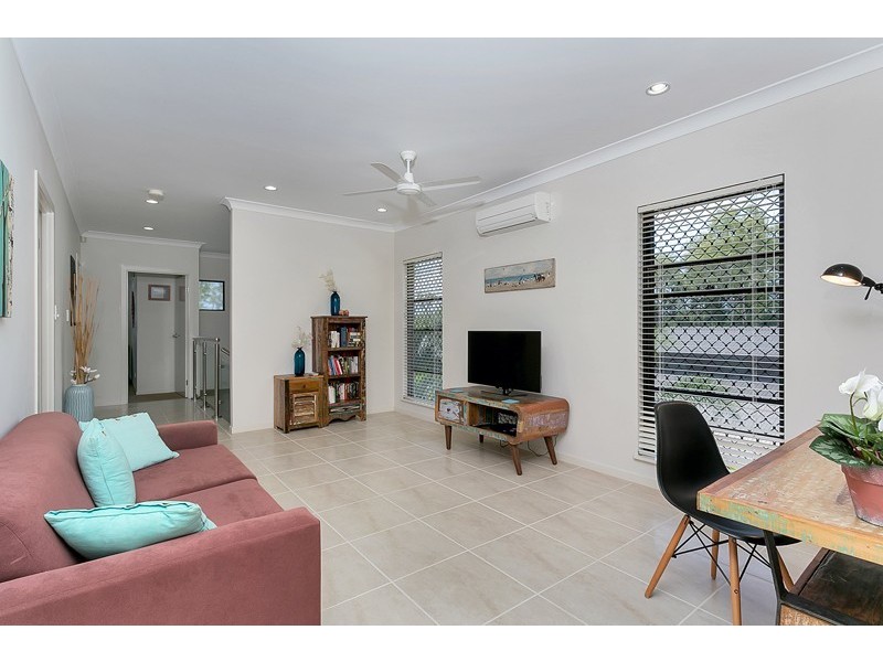 4 Seashells Cresent, Trinity Beach QLD 4879