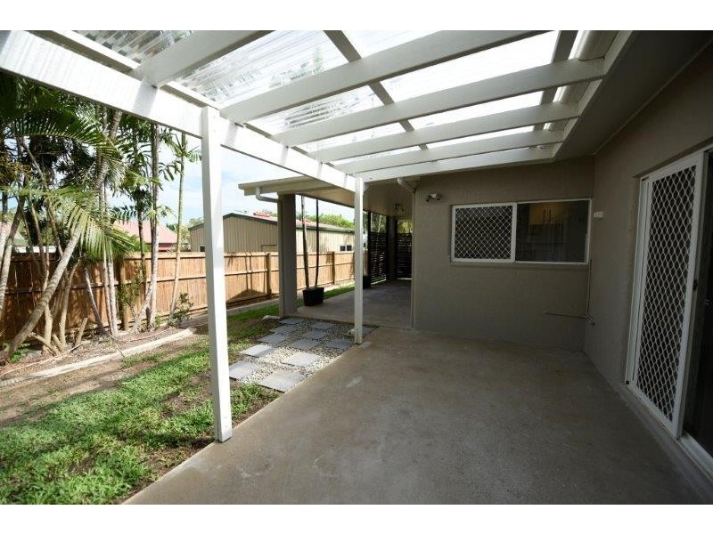 28 Lamb Street, Smithfield QLD 4878