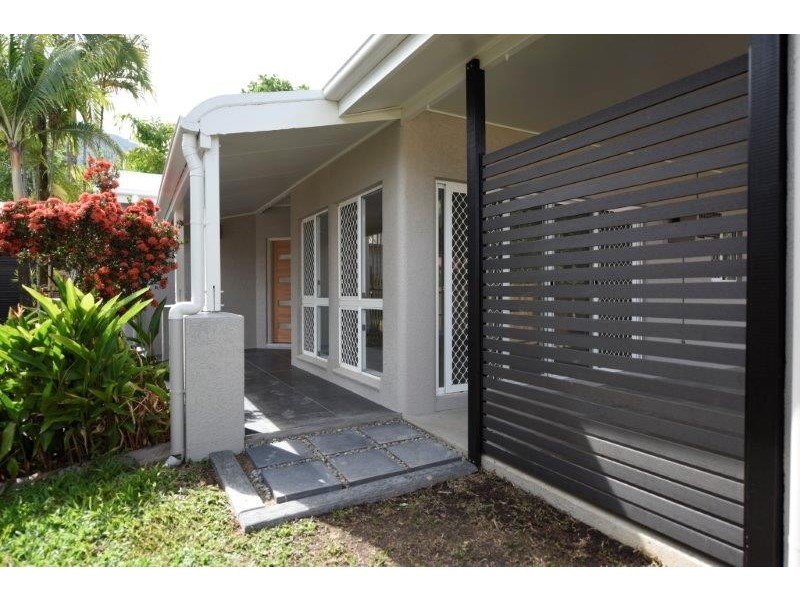 28 Lamb Street, Smithfield QLD 4878