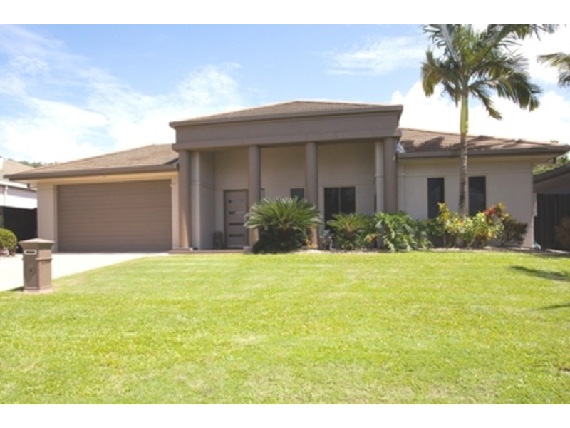 11 Iridescent Drive, Trinity Park QLD 4879
