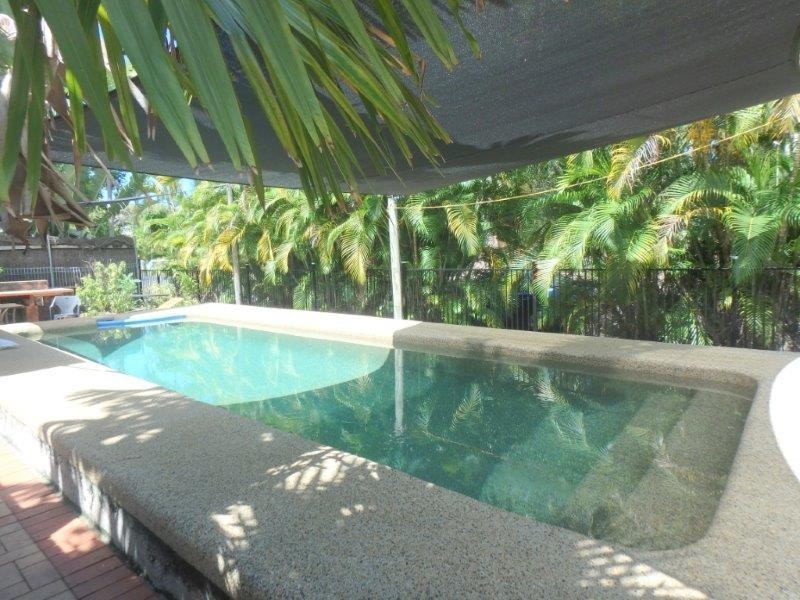 6/9-11 Amphora Street, Palm Cove QLD 4879