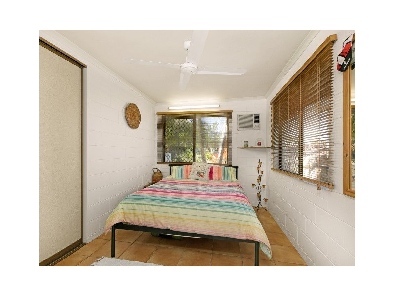 11 Sussex Street, Trinity Park QLD 4879