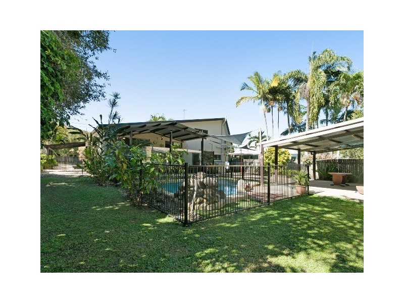 11 Sussex Street, Trinity Park QLD 4879
