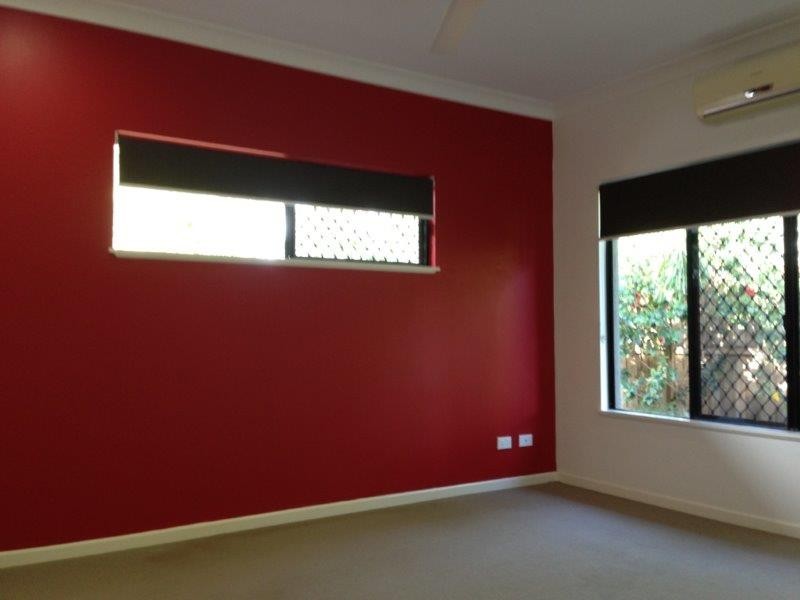 32 Redcap Bend, Trinity Park QLD 4879
