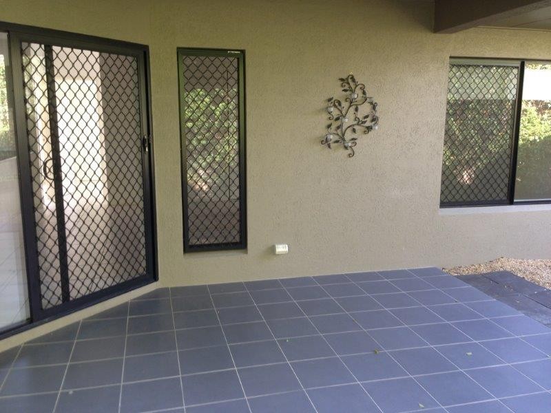 32 Redcap Bend, Trinity Park QLD 4879