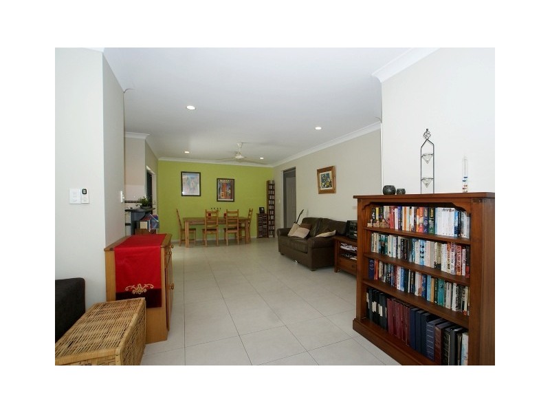10 Yamba Close, Kewarra Beach QLD 4879