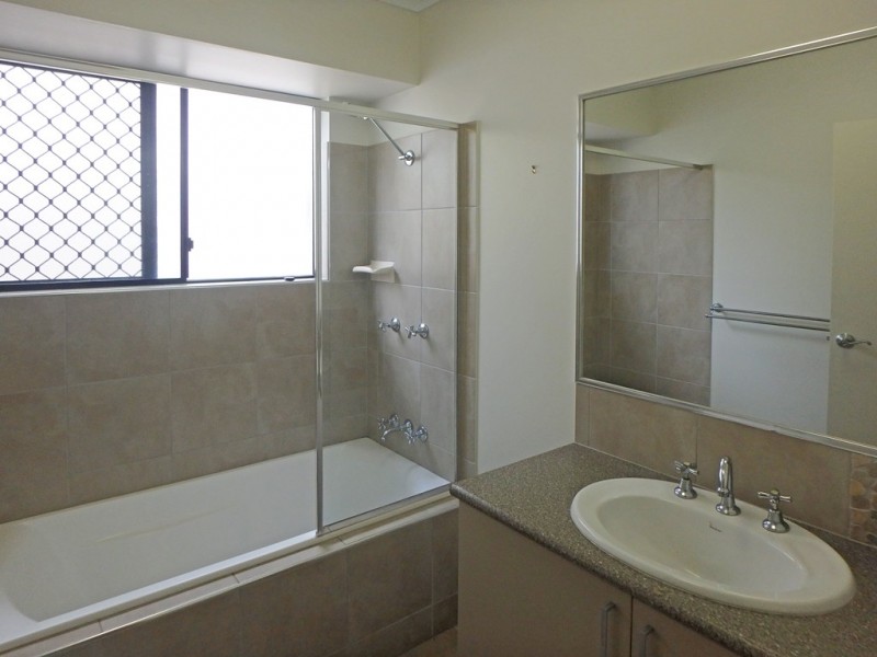 41 Norwood Crescent, Trinity Park QLD 4879