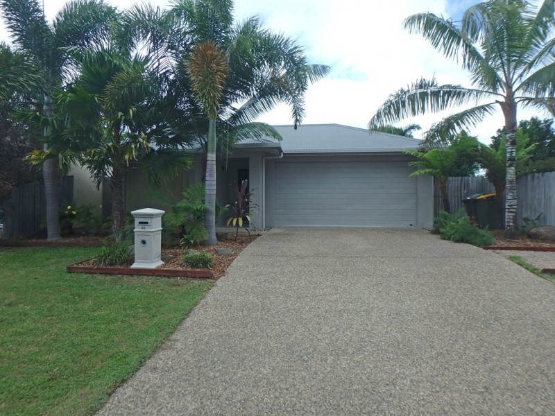41 Norwood Crescent, Trinity Park QLD 4879