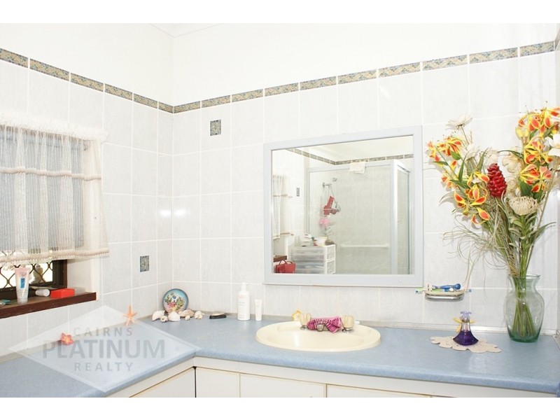 116-118 James Cook Drive, Kewarra Beach QLD 4879