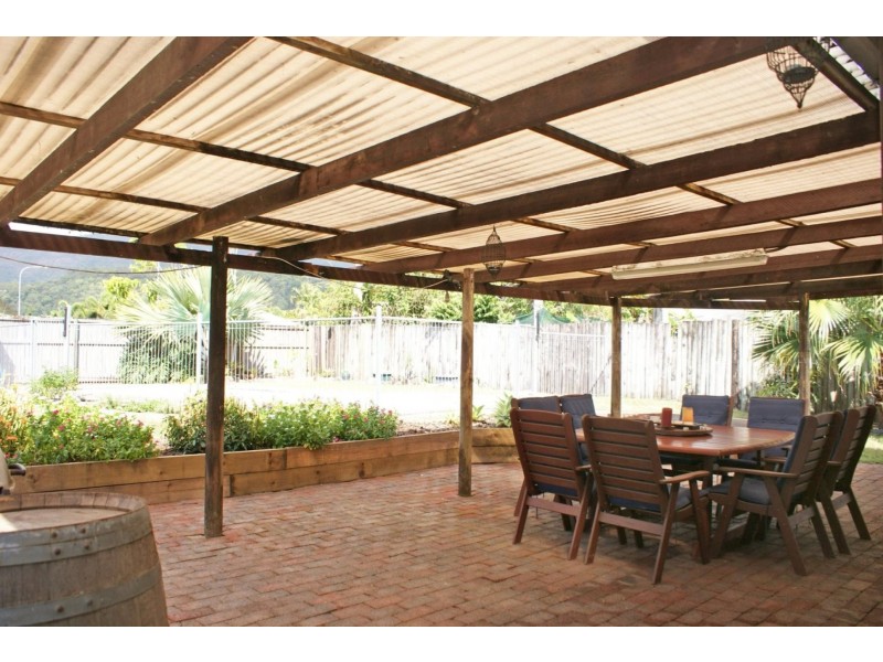 9 Kimberley Street, Trinity Park QLD 4879