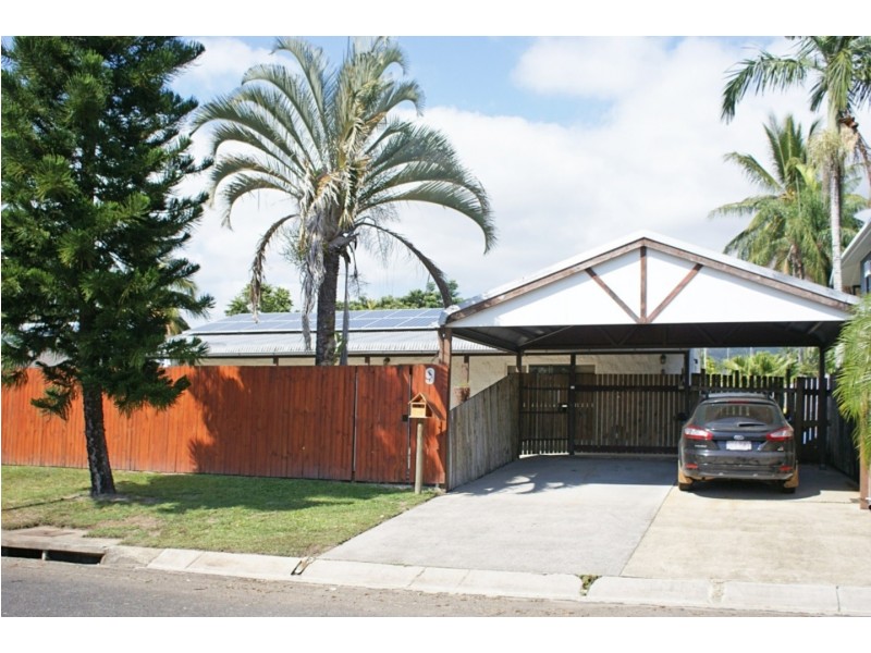 9 Kimberley Street, Trinity Park QLD 4879