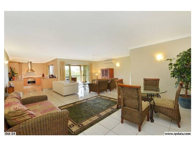 1757/2 Greenslopes Street, Cairns North QLD 4870