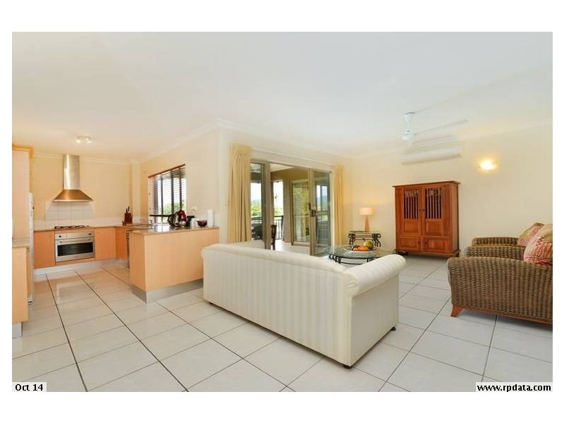 1757/2 Greenslopes Street, Cairns North QLD 4870