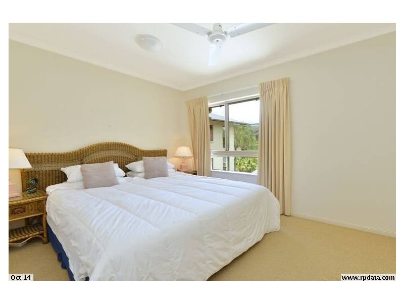 1757/2 Greenslopes Street, Cairns North QLD 4870