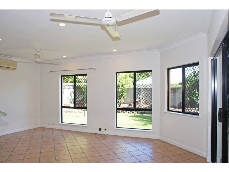 5 Cronulla Close, Kewarra Beach QLD 4879
